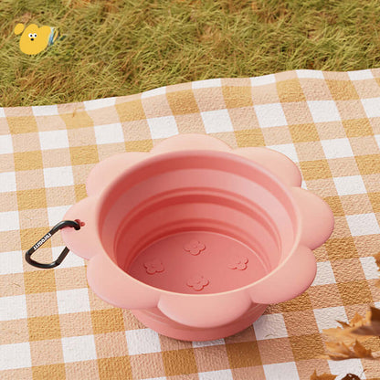 Collapsible Silicone Travel Pet Bowl — Feeding on the Go Has Never Been Easier